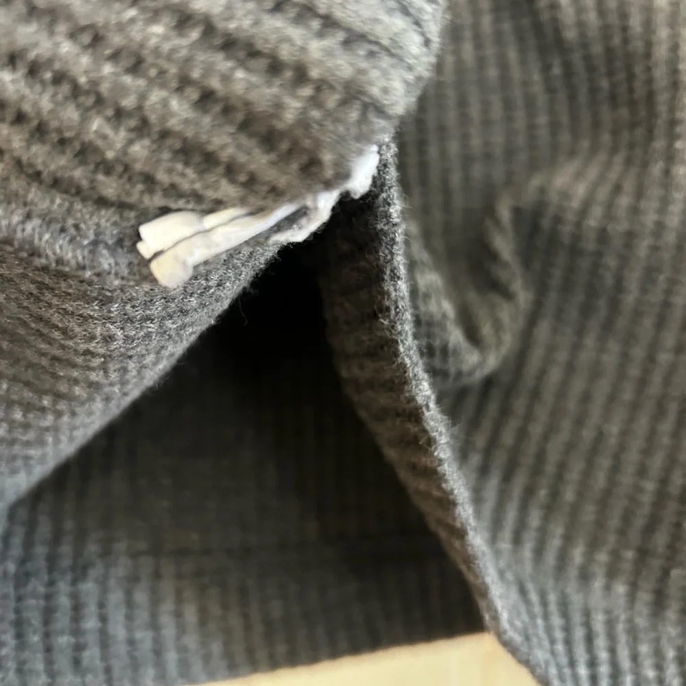 Gap oversized long sleeve waffle t-shirt - Picture 6 of 8